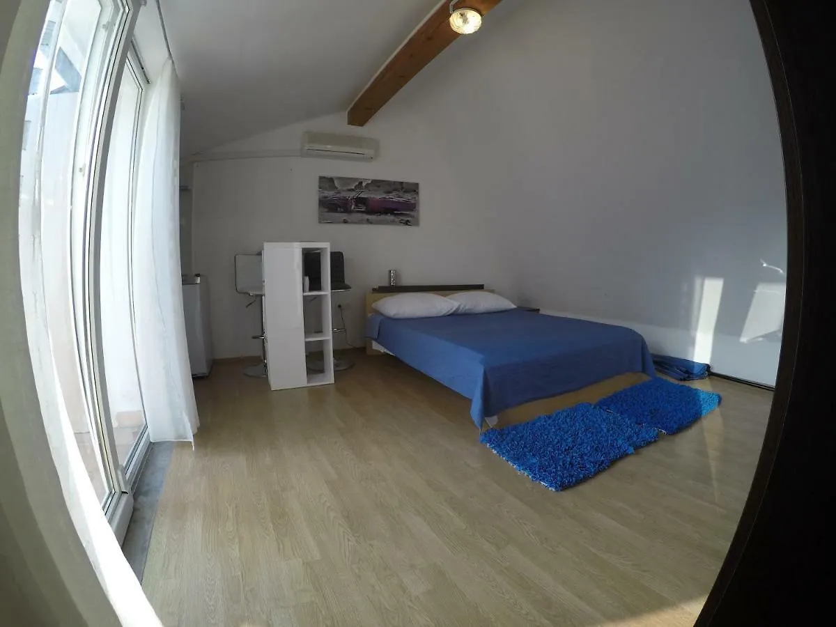 Apartments Lopac Jadranovo